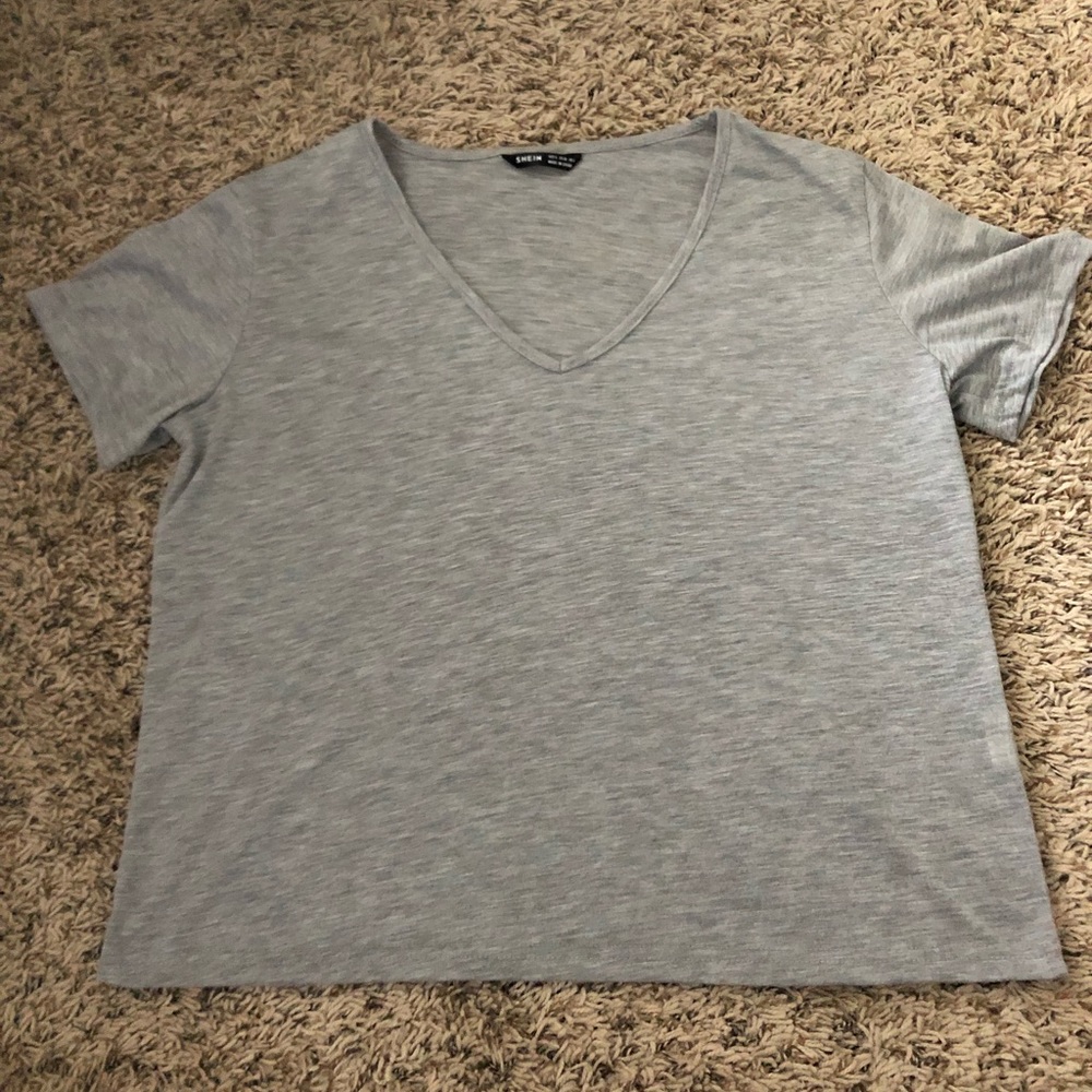 Grey t-shirt